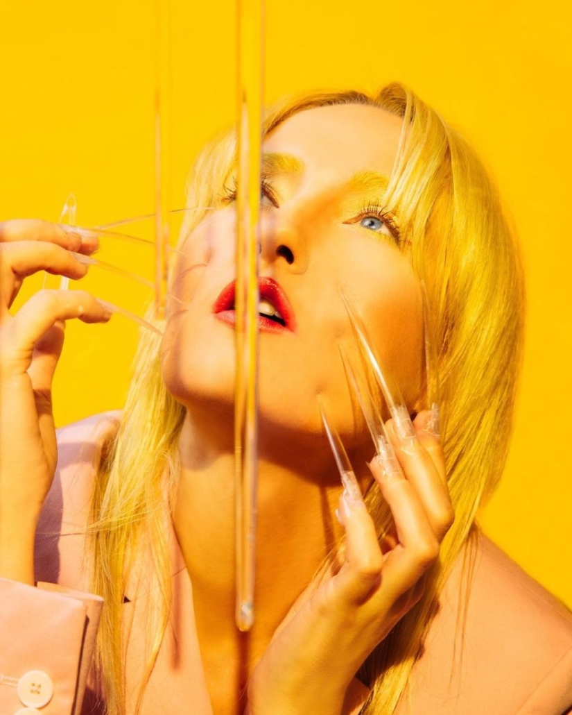 Captivating Portraits by Liz Bretz: Emotions Through the Lens