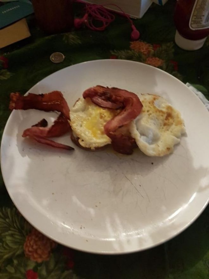 Carbon 25 photos from the series "When cooking's not yours!"