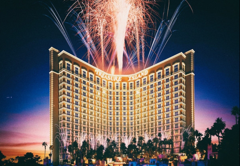 "Cards, money, two barrels": 7 most epic losses in the history of the casino