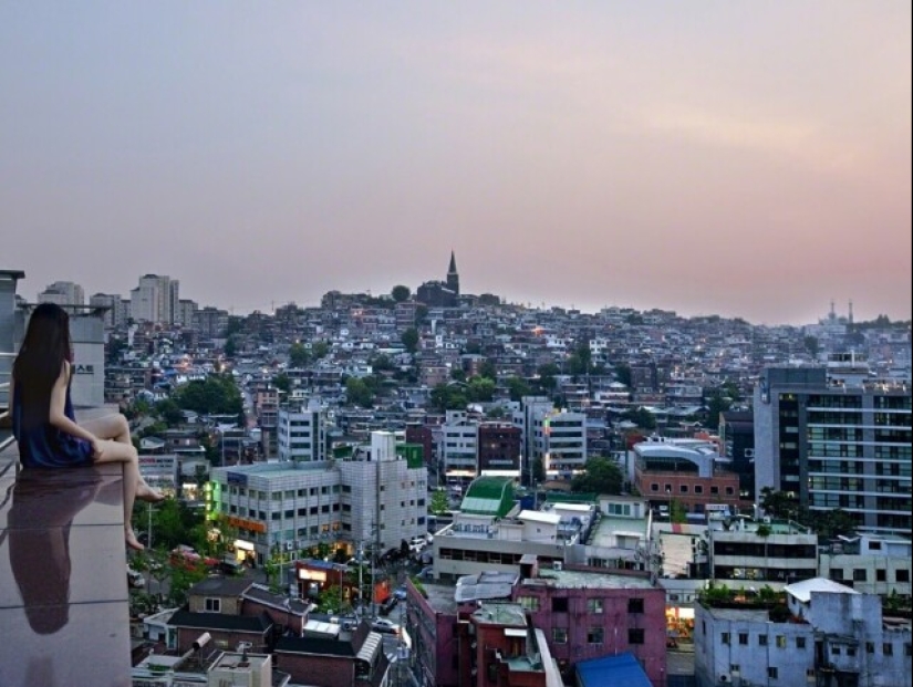 Chica al límite: los vertiginosos autorretratos de Ahn Jung