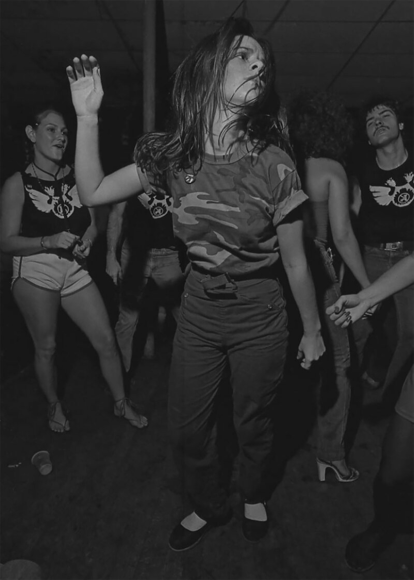 "Chicas atípicas": representantes del movimiento punk de los años 70 a los 90 "Chicas atípicas": representantes del movimiento punk de los años 70 a los 90