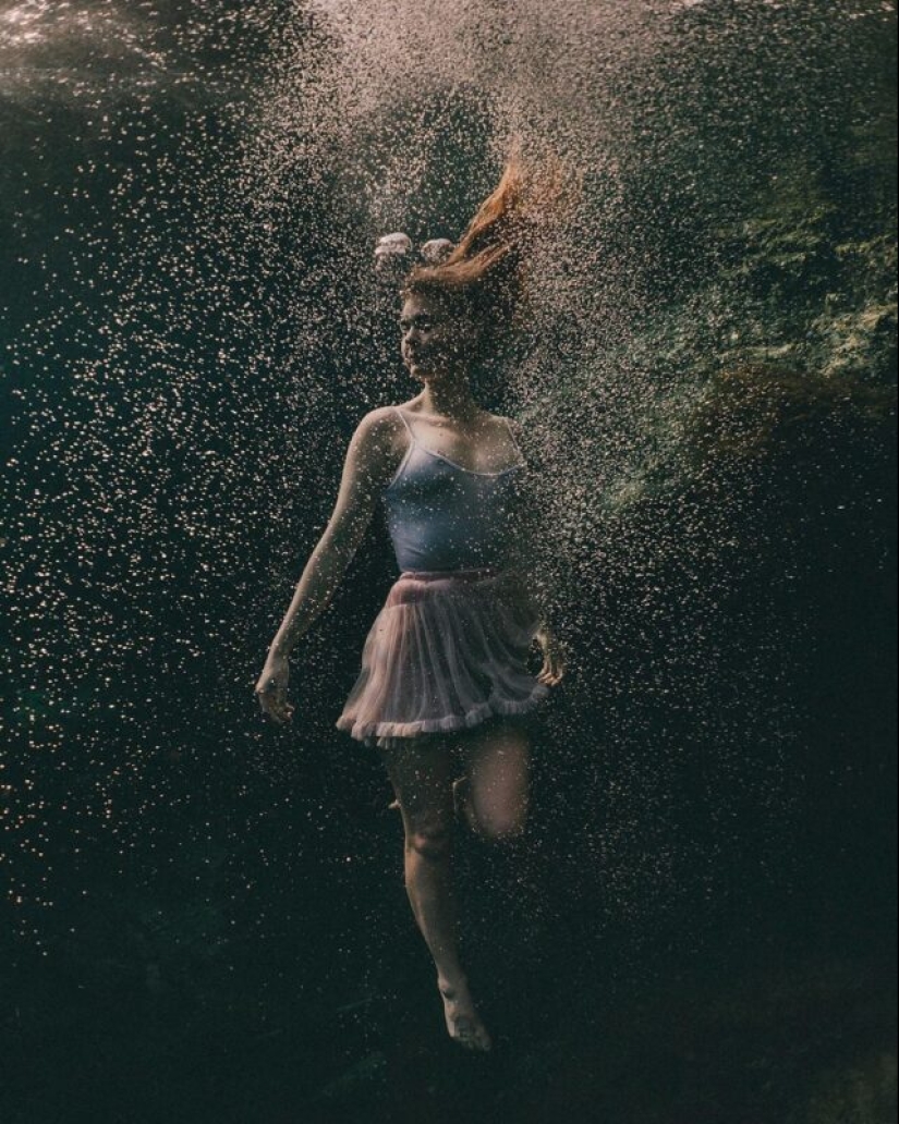 Chicas bajo el agua en impresionantes fotos de freediver fotógrafo Lexi Line Chicas bajo el agua en impresionantes fotos de freediver fotógrafo Lexi Line