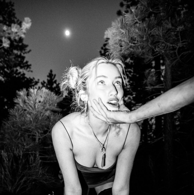 Chicas libres, sinceras y vivaces en la foto de Michael Donovan.