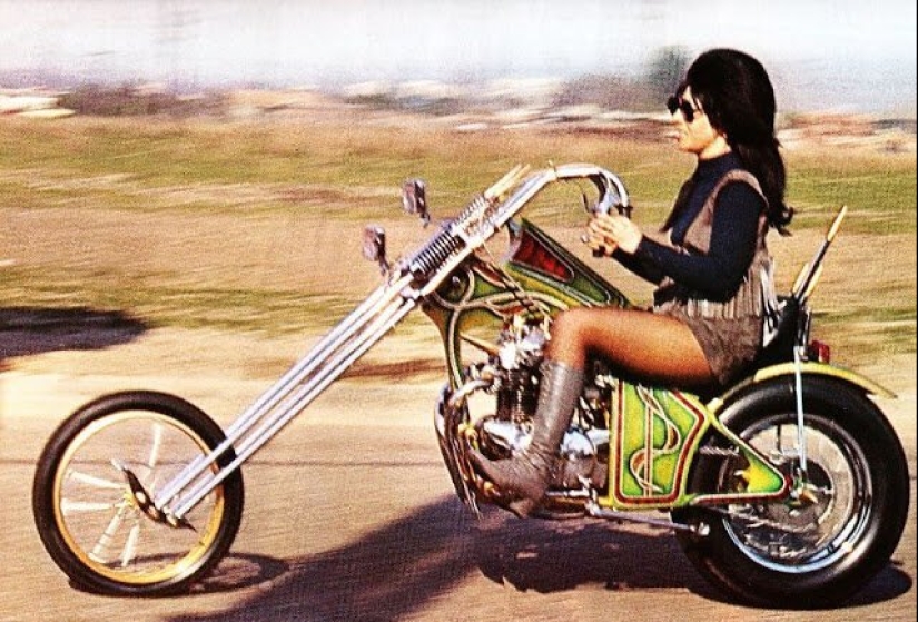 Chicas y motos-20 maravillosas imágenes retro