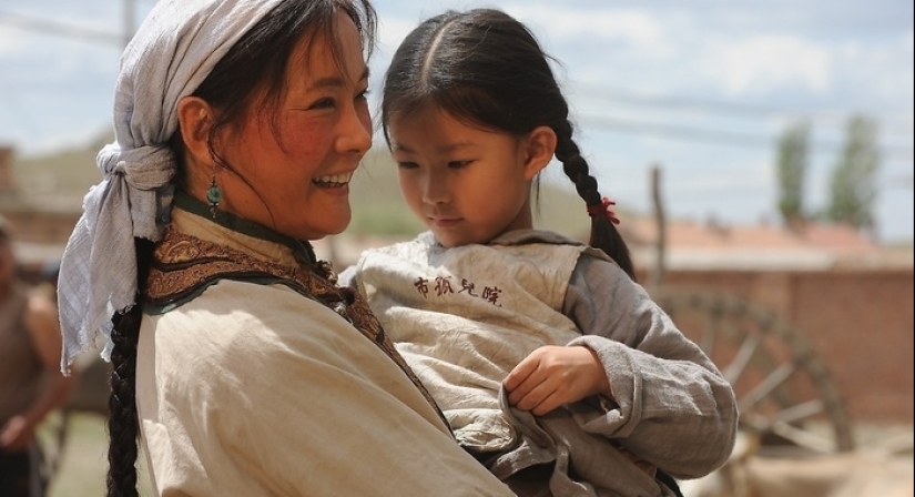 "Children of the Nation", or Why Mongolian nomads adopted Chinese orphans