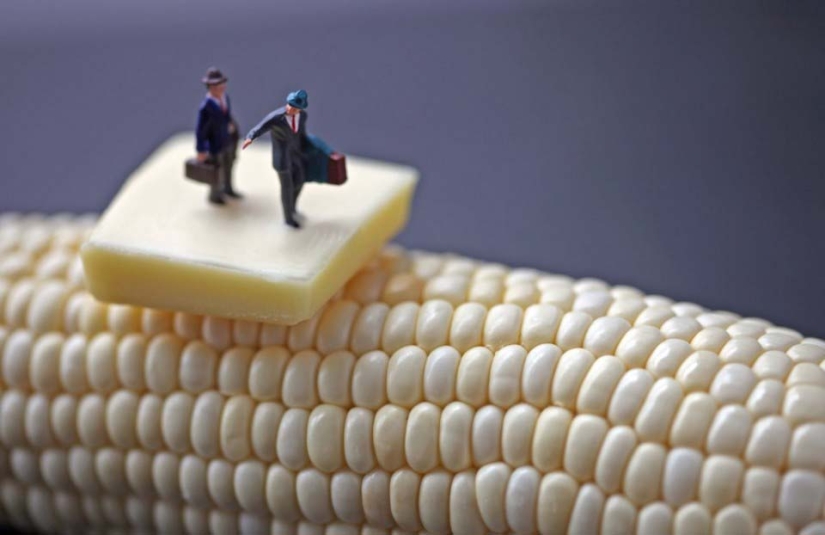 Christopher Bofoli's photo project "Disproportionality" Christopher Bofoli's photo project "Disproportionality"