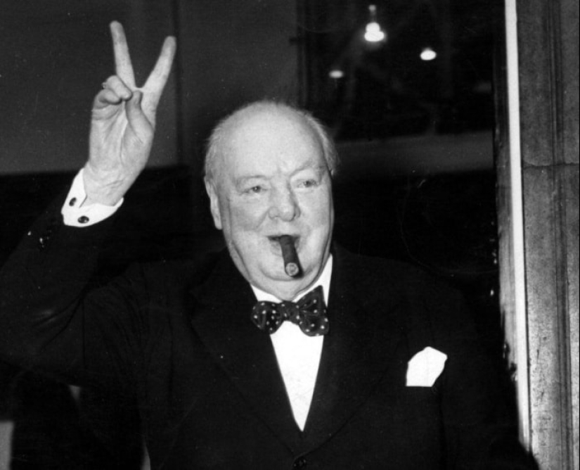 "Churchill's Egg": why the British prime minister had to fly in a personal sarcophagus "Churchill's Egg": why the British prime minister had to fly in a personal sarcophagus
