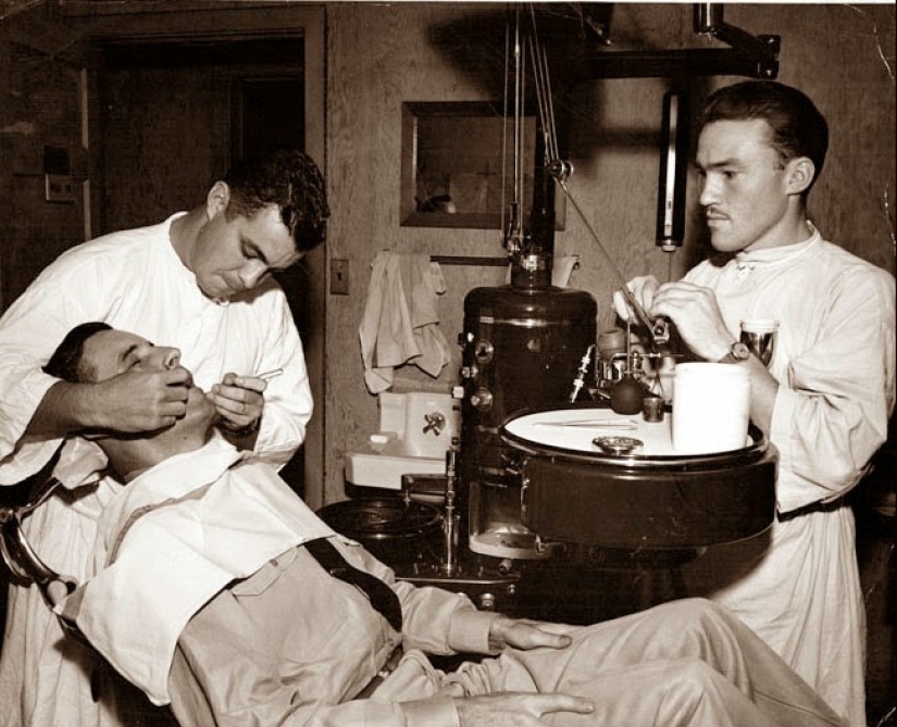 Circo dental loco del Dr. Edgar Parker