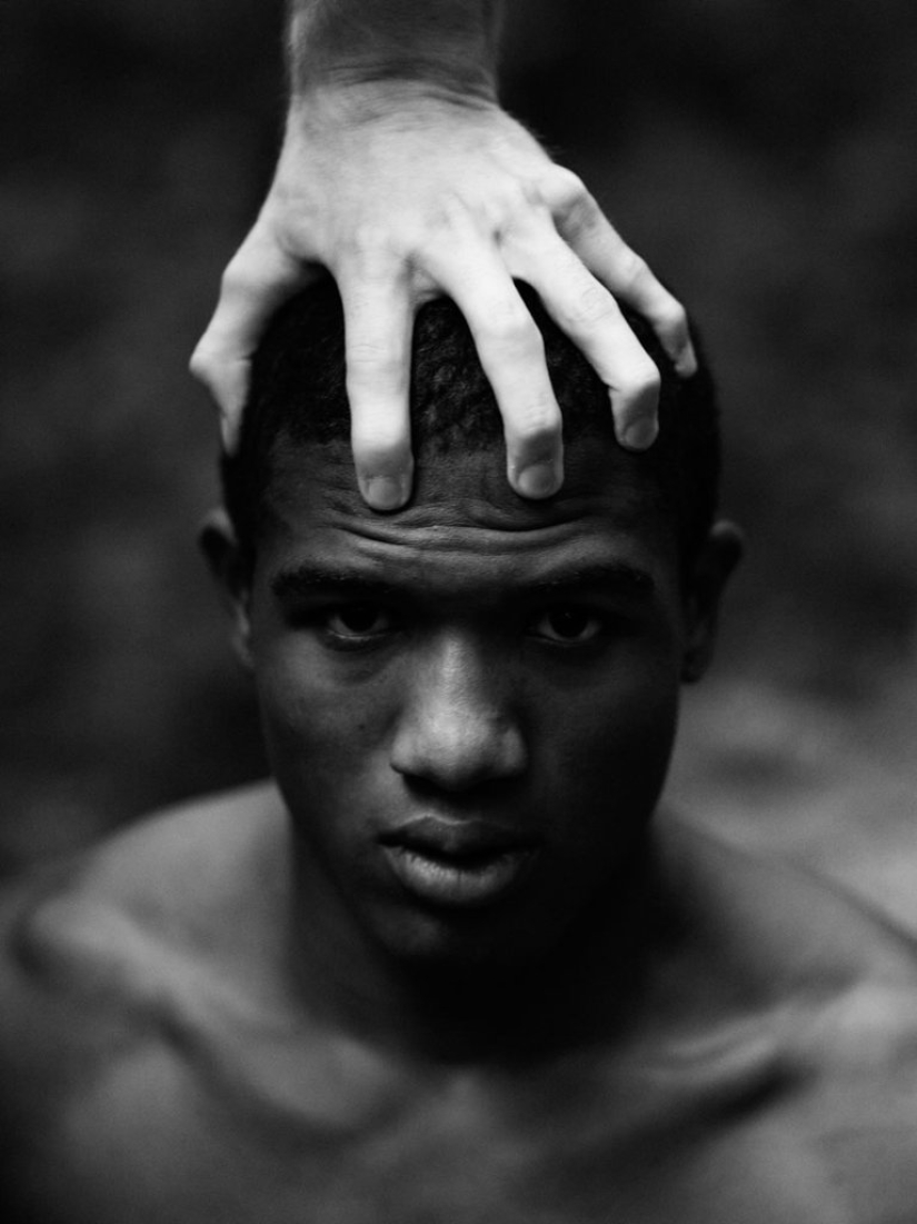 Circus performers photographed by Bertil Nilsson Circus performers photographed by Bertil Nilsson