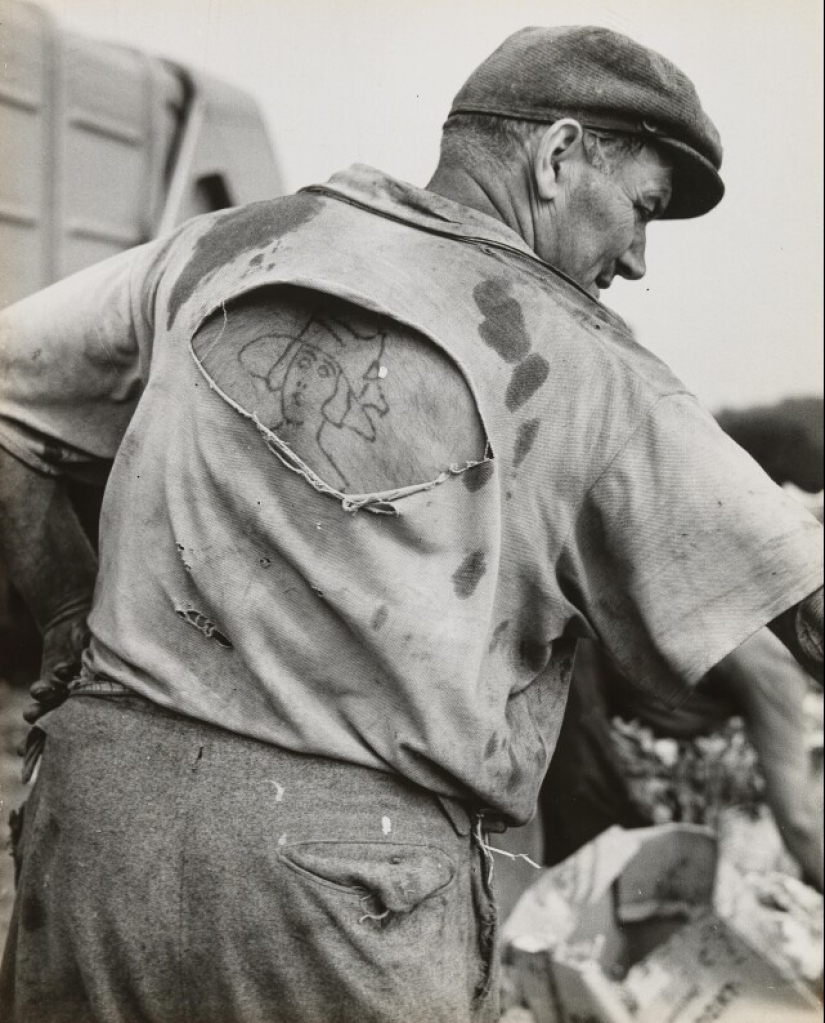 City, Café and People: Franz Hubmann and His Epochal Photographs