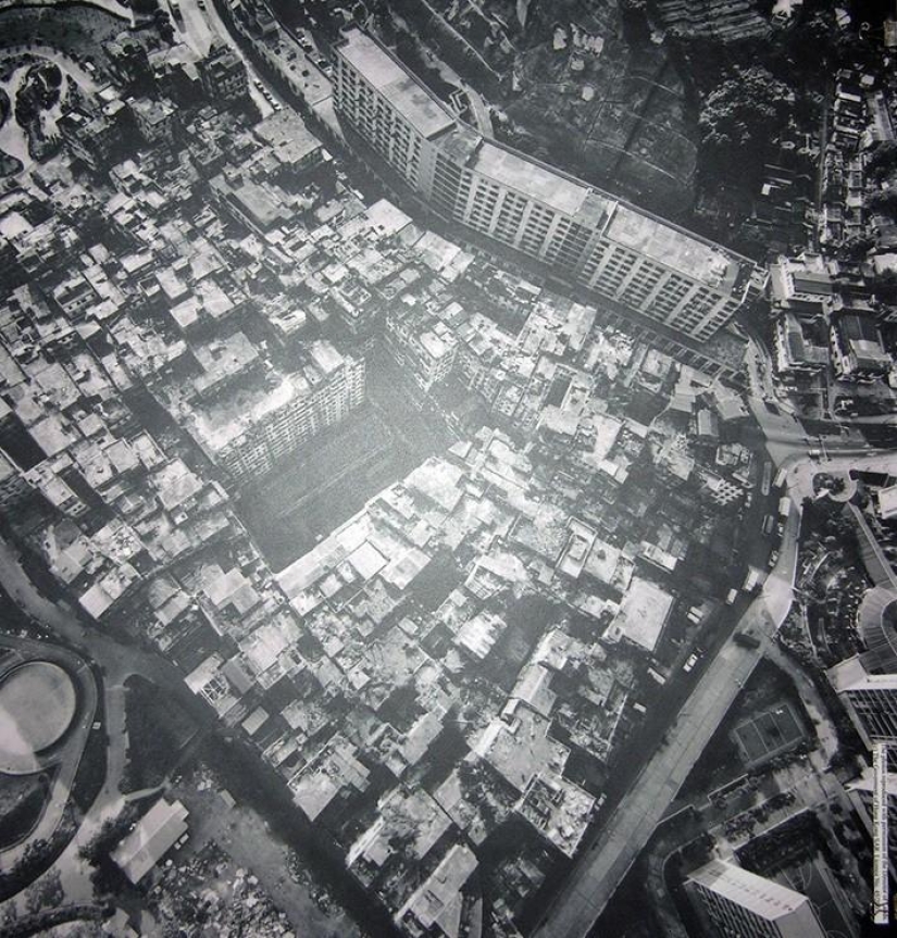 Ciudad de la Oscuridad: El increíble destino de la ciudad fortaleza de Kowloon