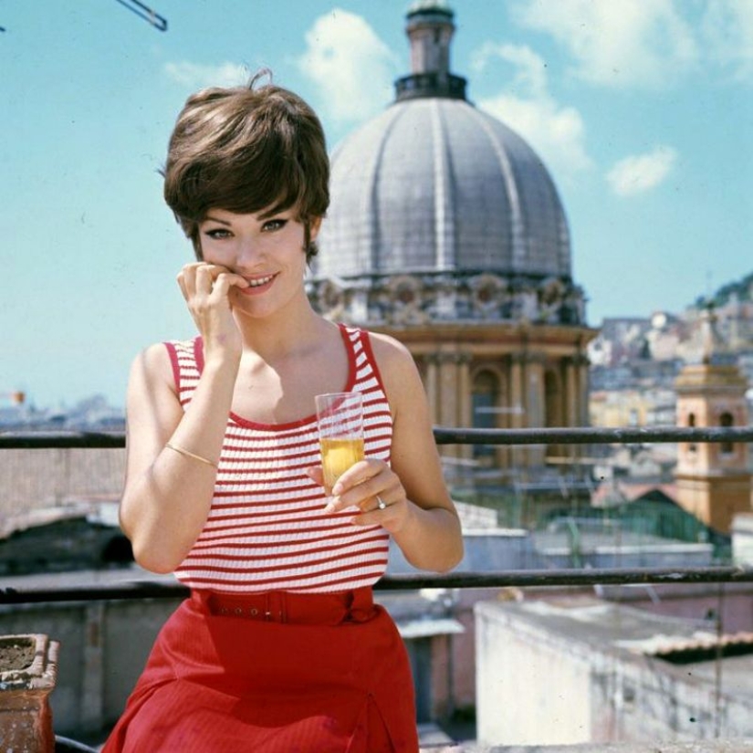 Claudine Auger: "Miss France" and one of the best James Bond girls Claudine Auger: "Miss France" and one of the best James Bond girls