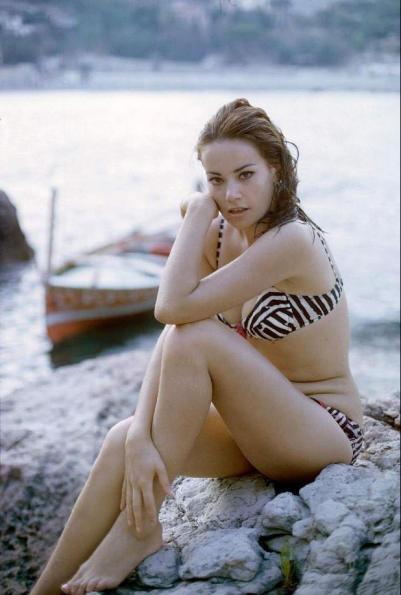 Claudine Auger: "Miss France" and one of the best James Bond girls Claudine Auger: "Miss France" and one of the best James Bond girls