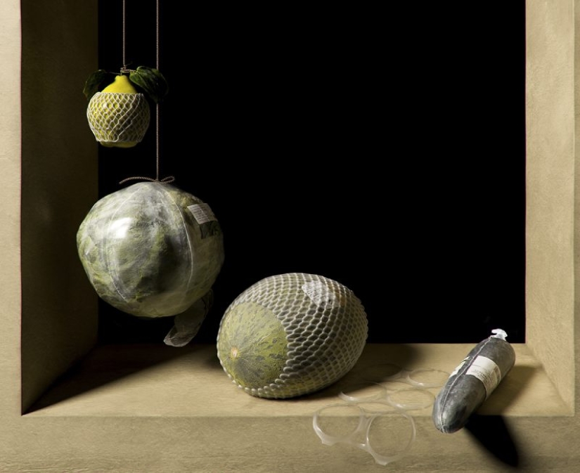 Clásico de plástico: pinturas famosas artículos en envases de plástico