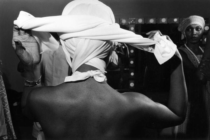 Cómo caminábamos en los clubes nocturnos de Chicago en los años 70 Cómo caminábamos en los clubes nocturnos de Chicago en los años 70