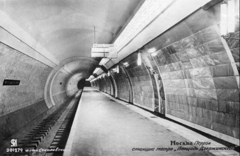 Cómo era el metro de Moscú en 1935