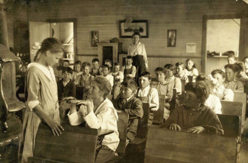 Cómo era la escuela hace 100 años Cómo era la escuela hace 100 años