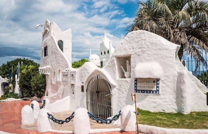 ¿Cómo funciona el hotel-la escultura, que fue construido 36 años