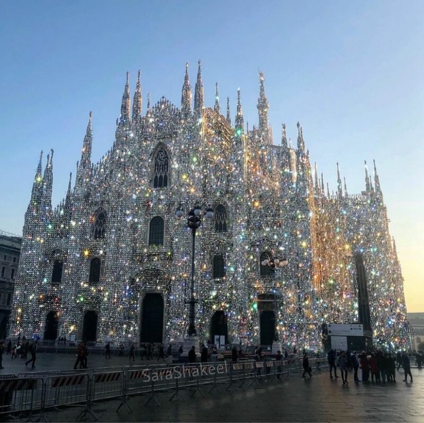 Cómo hacer que el mundo brille: 25 obras brillantes de Sarah Shakil Cómo hacer que el mundo brille: 25 obras brillantes de Sarah Shakil