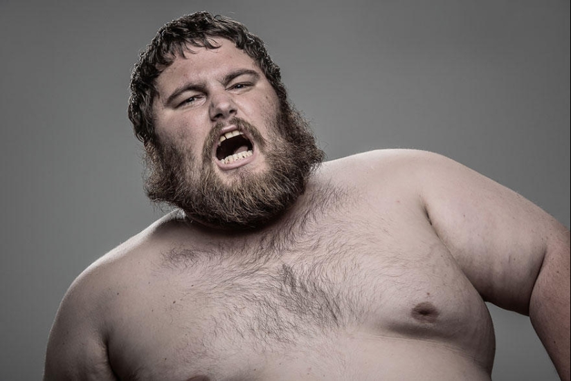 Cómo reaccionan las personas a ser golpeadas con una pistola paralizante Cómo reaccionan las personas a ser golpeadas con una pistola paralizante