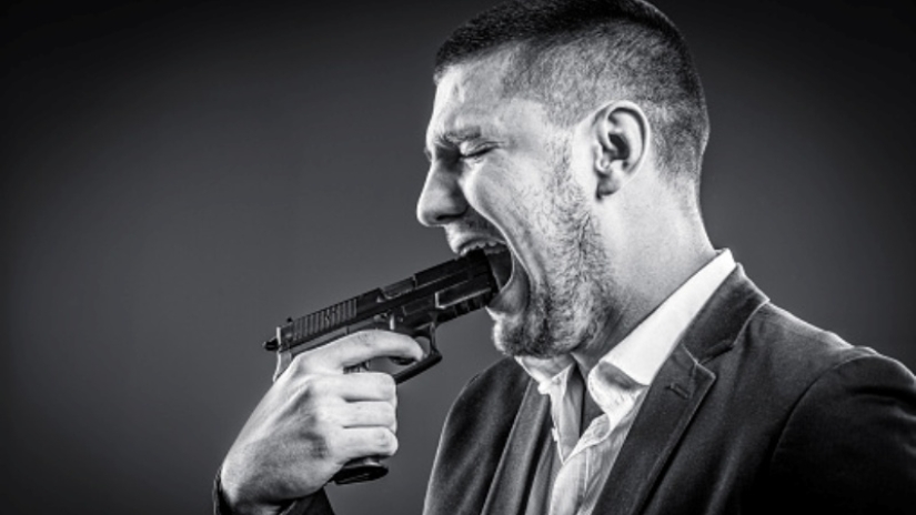 Cómo un suicidio fallido le dio una nueva vida a un joven británico de 19 años Cómo un suicidio fallido le dio una nueva vida a un joven británico de 19 años