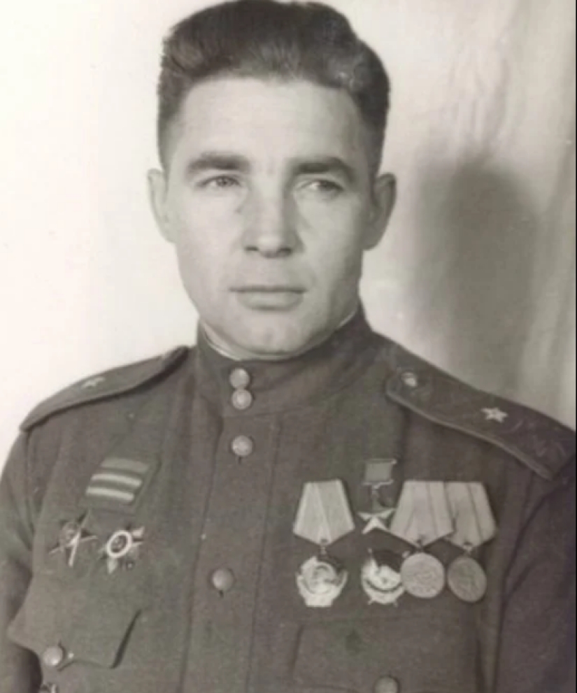 Cómo Vasily Margelov forzó por sí solo a 32.000 hombres de las SS a rendirse Cómo Vasily Margelov forzó por sí solo a 32.000 hombres de las SS a rendirse