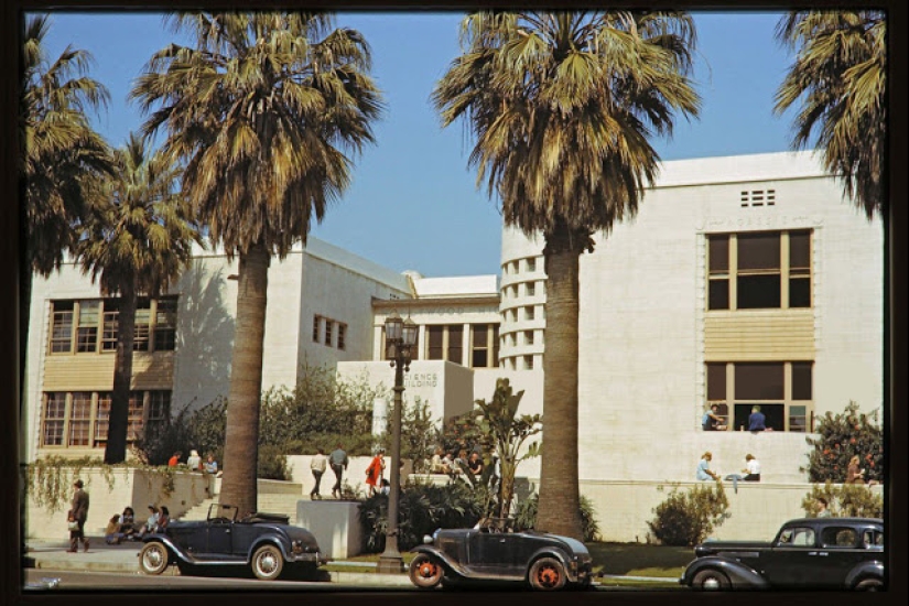 Color photographs of peaceful Los Angeles during and after World War II