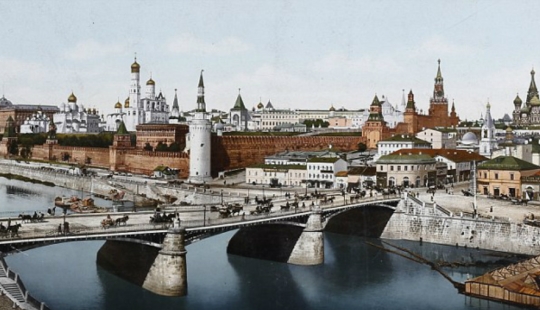 Color photos of popular tourist destinations, taken more than 100 years ago Color photos of popular tourist destinations, taken more than 100 years ago