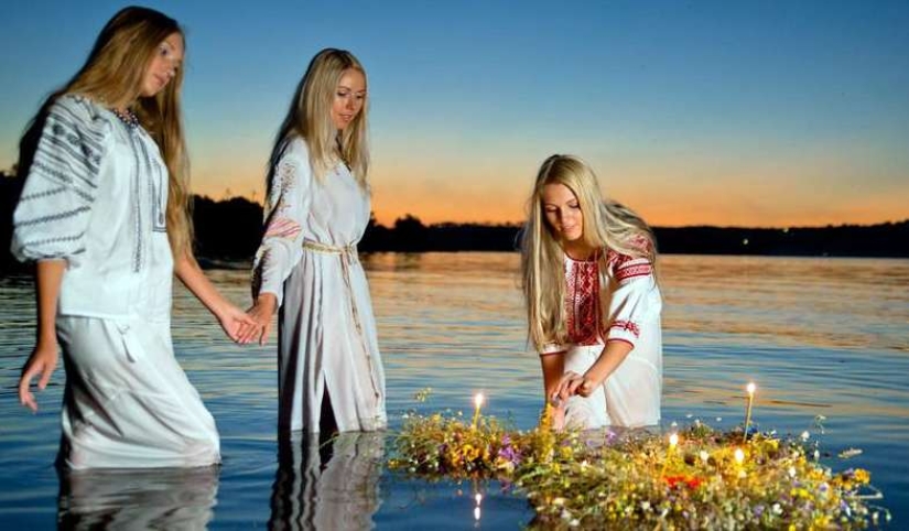¿Con qué sueñan en la noche de Ivan Kupala? ¿Con qué sueñan en la noche de Ivan Kupala?