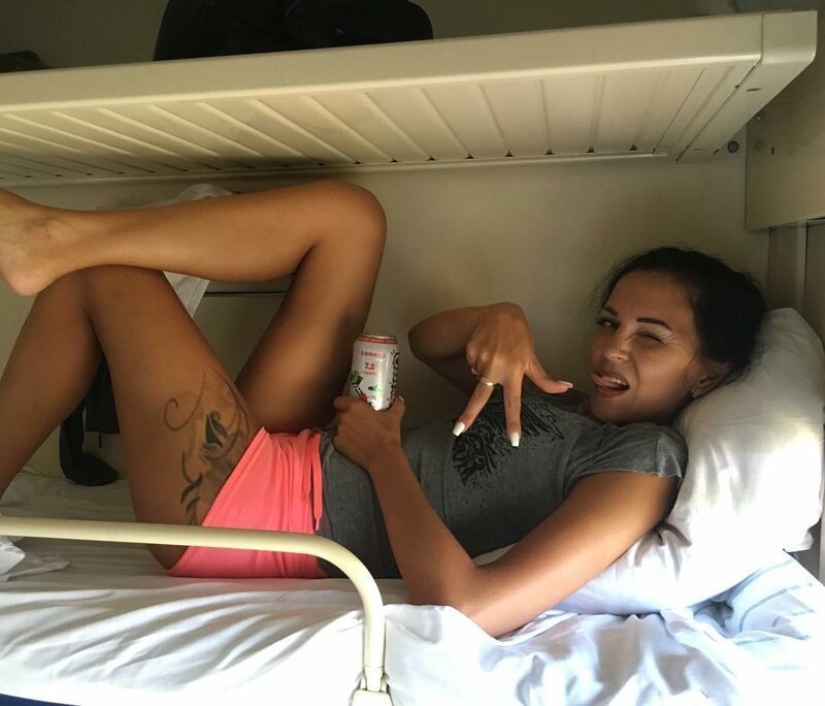 "Con usted en cualquier lugar!": el más hermoso compañero de viaje en los trenes "Con usted en cualquier lugar!": el más hermoso compañero de viaje en los trenes