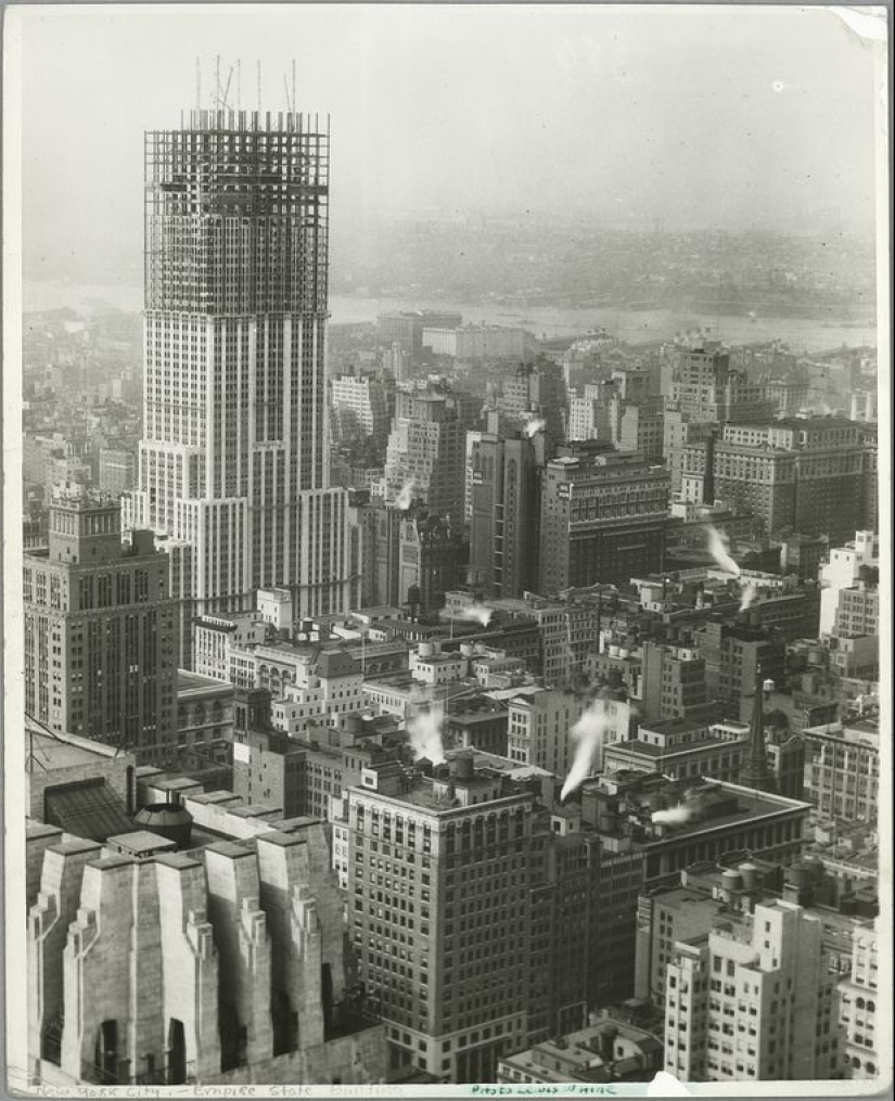 Construction of the Empire State Building Construction of the Empire State Building