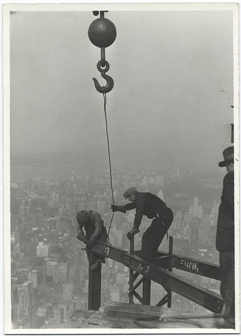 Construction of the Empire State Building Construction of the Empire State Building