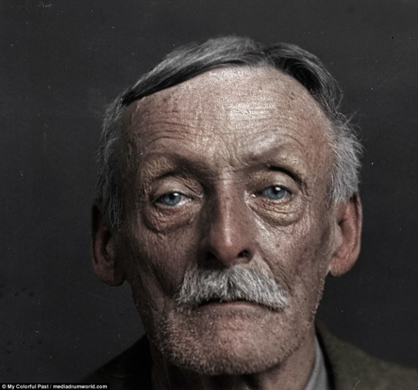 Criminales con un nuevo color: un fotógrafo colorea fotos de villanos famosos