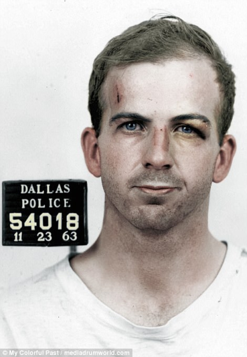 Criminals in a new color: photographer colorizes photos of famous villains Criminals in a new color: photographer colorizes photos of famous villains