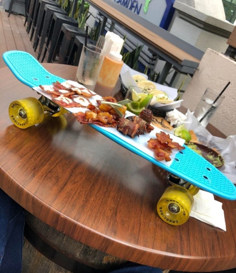 Croutons on a shovel: 22 examples of a very strange serving of dishes Croutons on a shovel: 22 examples of a very strange serving of dishes