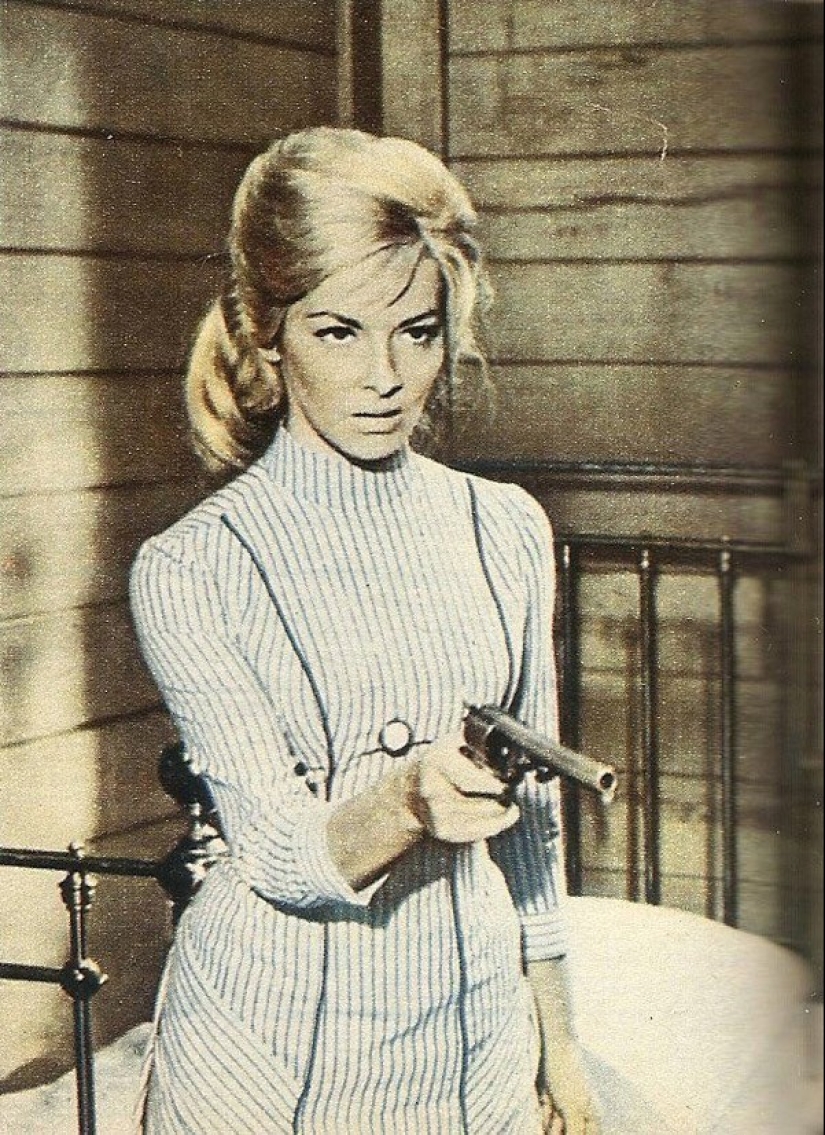 Cuando Barbara Brylska apareció por primera vez ante el público soviético