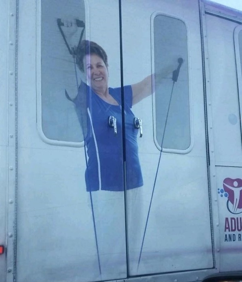 Cuando el diseñador está borracho, pero no quiere ir a casa y continúa trabajando