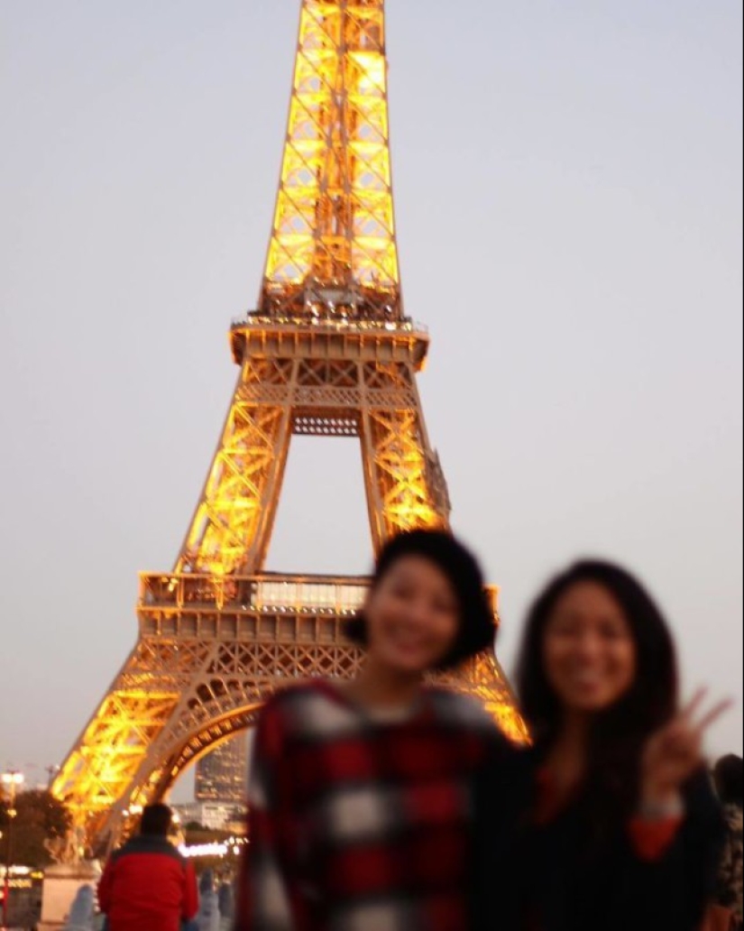 Cuando le pedí a un extraño que te tomara una foto y me arrepentí mucho Cuando le pedí a un extraño que te tomara una foto y me arrepentí mucho