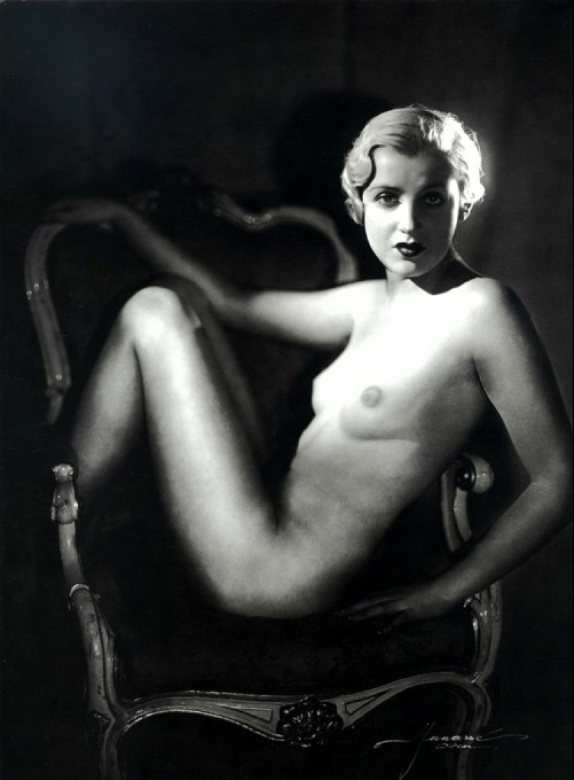 Cuando no había Photoshop: 25 fantasías eróticas de Manasseh Studio Cuando no había Photoshop: 25 fantasías eróticas de Manasseh Studio