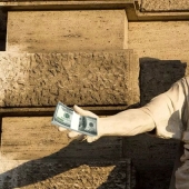 ¿Cuánto ganaban los habitantes de la Antigua Roma y China en términos de dinero actual?