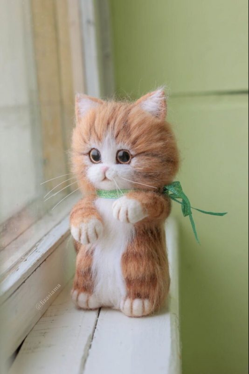 Cute kittens made of felt from the needlewoman Elizabeth Delektorskaya
