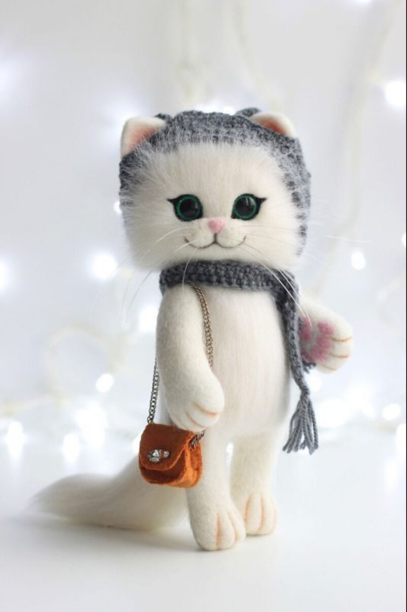 Cute kittens made of felt from the needlewoman Elizabeth Delektorskaya