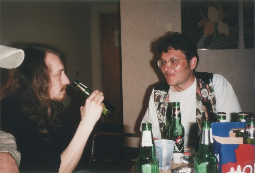 Dad — a glass of port wine: how and what Russian rock stars drank