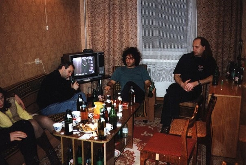 Dad — a glass of port wine: how and what Russian rock stars drank