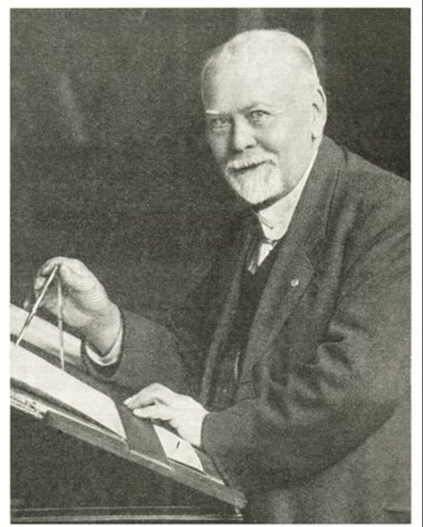 "Daddy Long Legs" - the strangest transport of the Victorian era "Daddy Long Legs" - the strangest transport of the Victorian era
