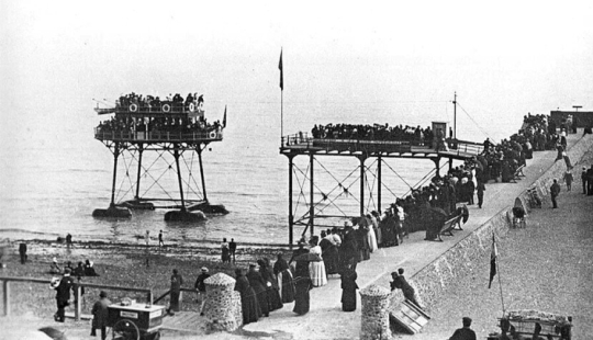 "Daddy Long Legs" - the strangest transport of the Victorian era "Daddy Long Legs" - the strangest transport of the Victorian era