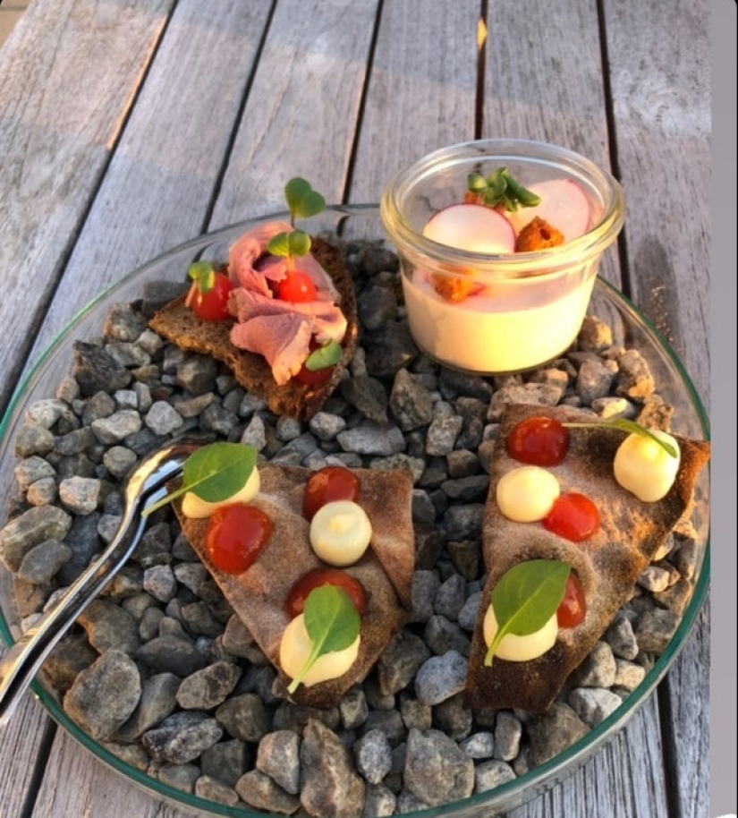 "¡Dame un plato!": 22 de los ejemplos más locos de servir platos