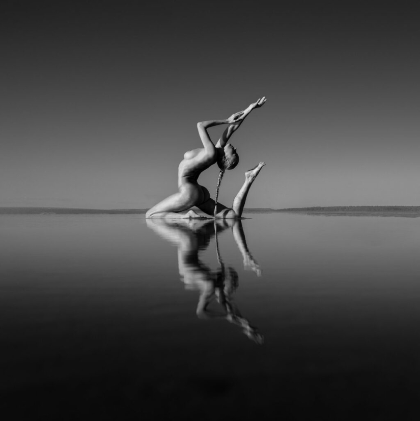 Dark fantasies in nude style from photographer Gobotoru