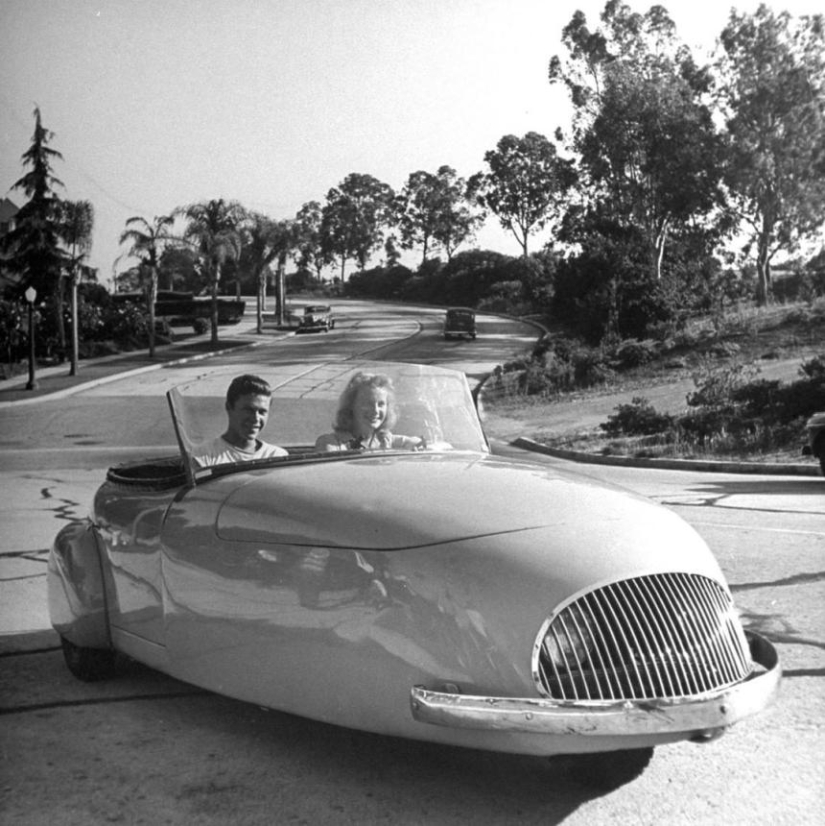 Davis Divan: a unique concept car 1940-ies Davis Divan: a unique concept car 1940-ies
