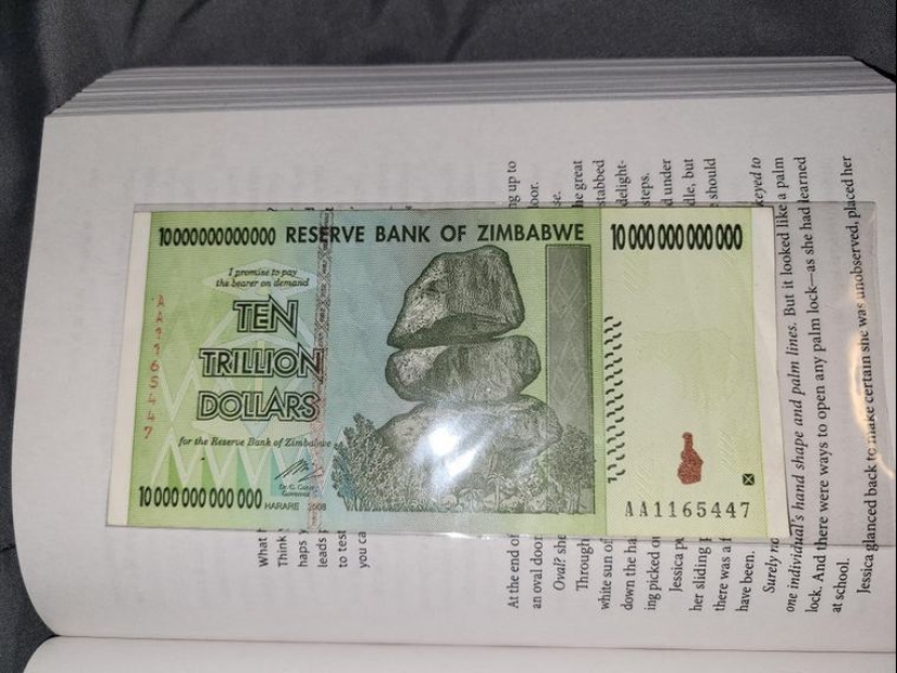 De la malaquita al billón de Zimbabue: 22 fotos asombrosas que no ves todos los días De la malaquita al billón de Zimbabue: 22 fotos asombrosas que no ves todos los días